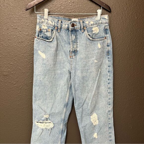 Urban Outfitters, BDG Authentic Straight Distressed Jeans 29X30 - Picture 2 of 11
